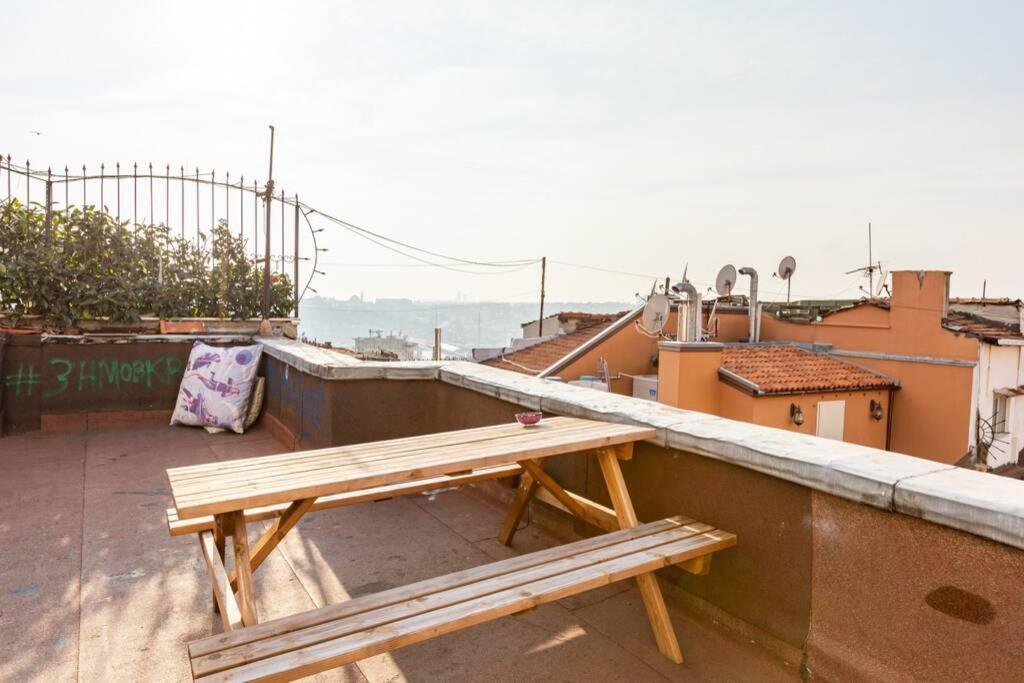 Sincere Istanbul Experience In Galata Area. Exterior photo